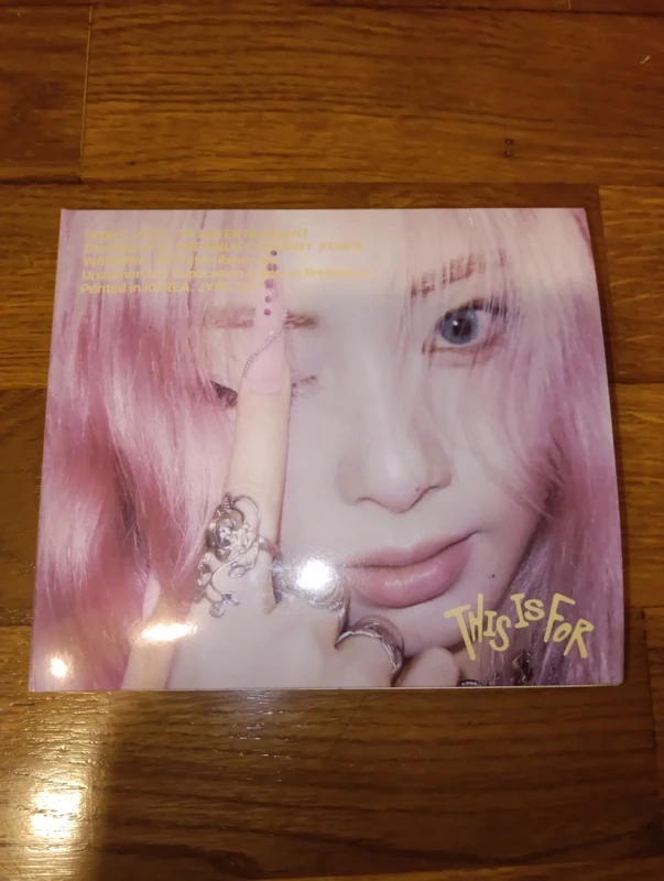 This is for twice tzuyu Digipack
