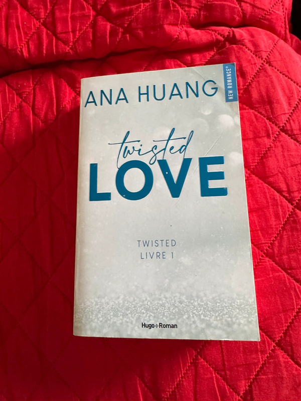 Ana huang