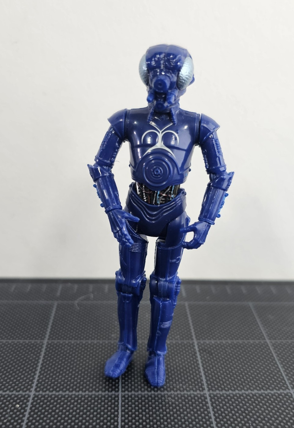 Star Wars B2-LOM Droid Factory Figura Parchi Disney Costruisci Protocollo Cacciatore di taglie