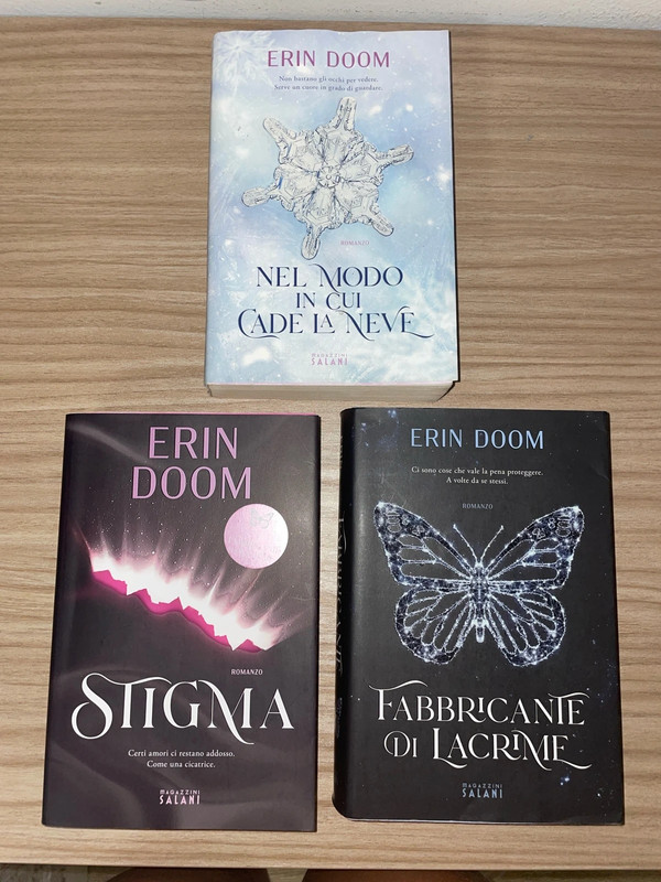 Vendo trilogia di libri di Erin Doom