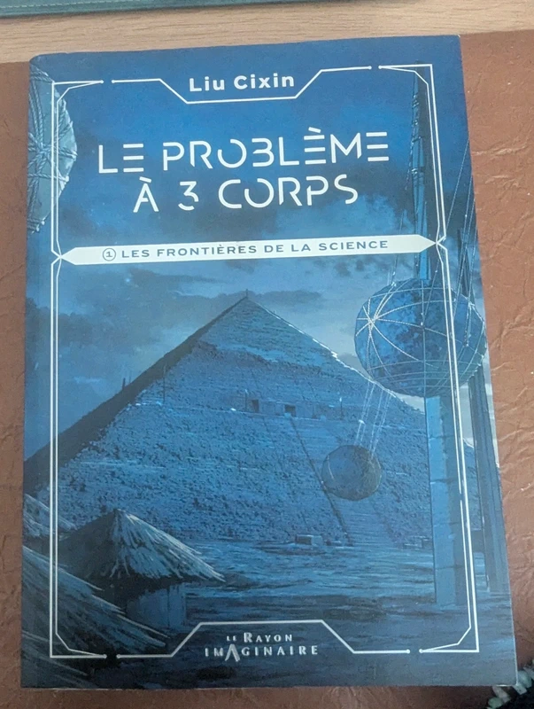 Le problème à trois corps