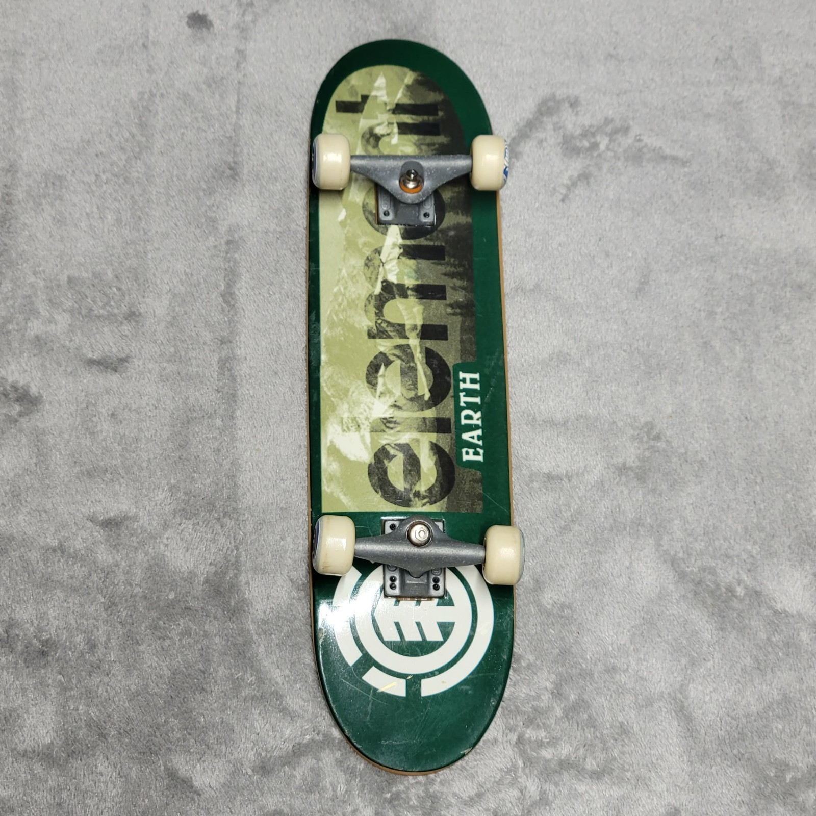 Vintage Tech Deck Handboard Element Earth Tree Logo 10.75 Inch Skateboard Toy