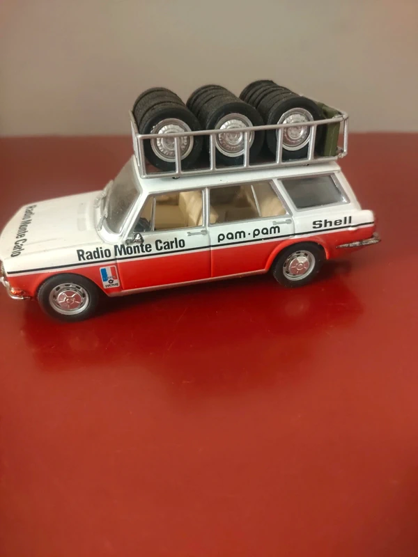 Miniature 1 /43