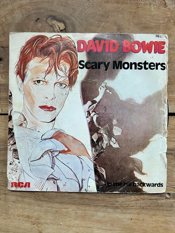 45t David Bowie - Scary Monsters - 7"