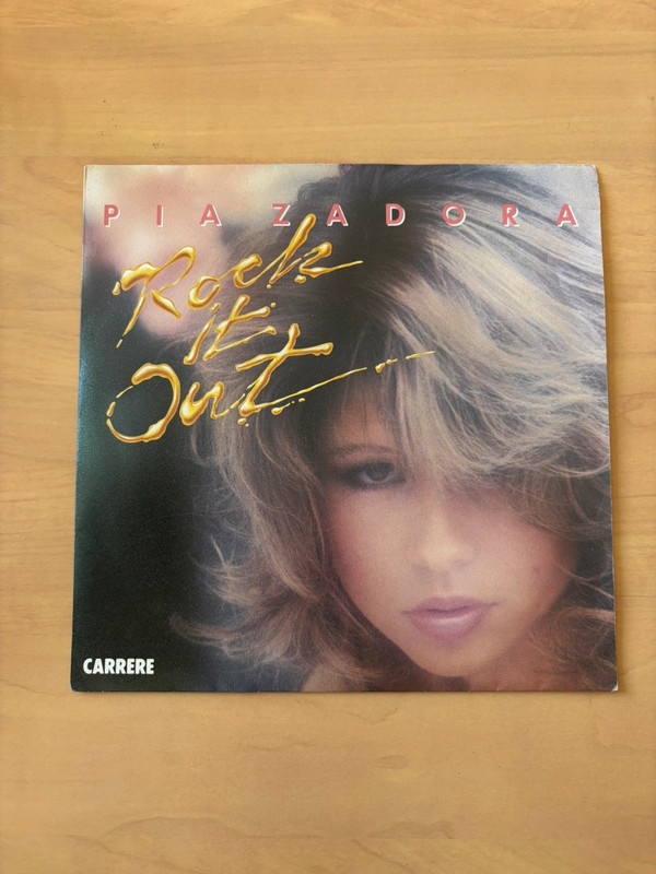 Pia Zadora – Rock It Out