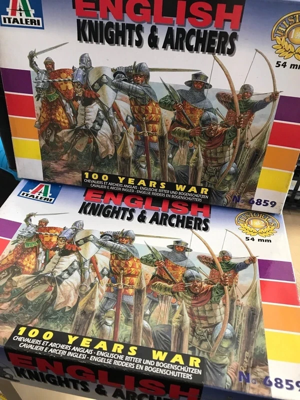 2 scatole di soldatini in scala 1/32 italeri nuove