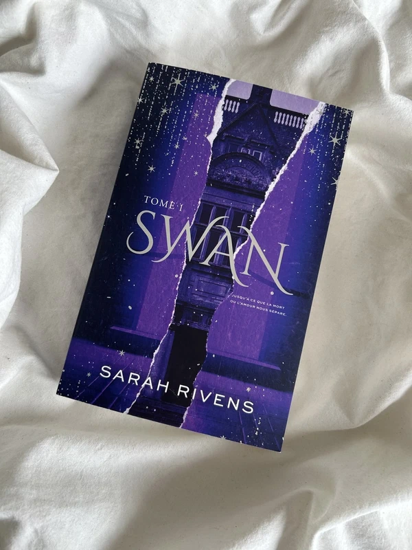 Swan de Sarah Rivens