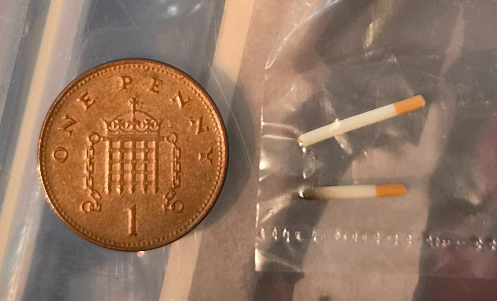 STAR ACE Vincent Vega Pulp Fiction Cigarettes x 2 loose 1/6th scale