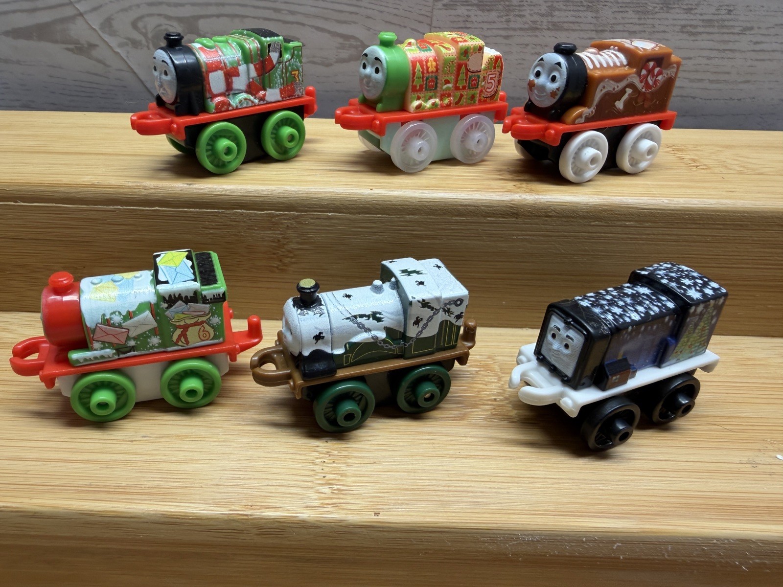 6 Thomas the Train mini Christmas and one halloween 