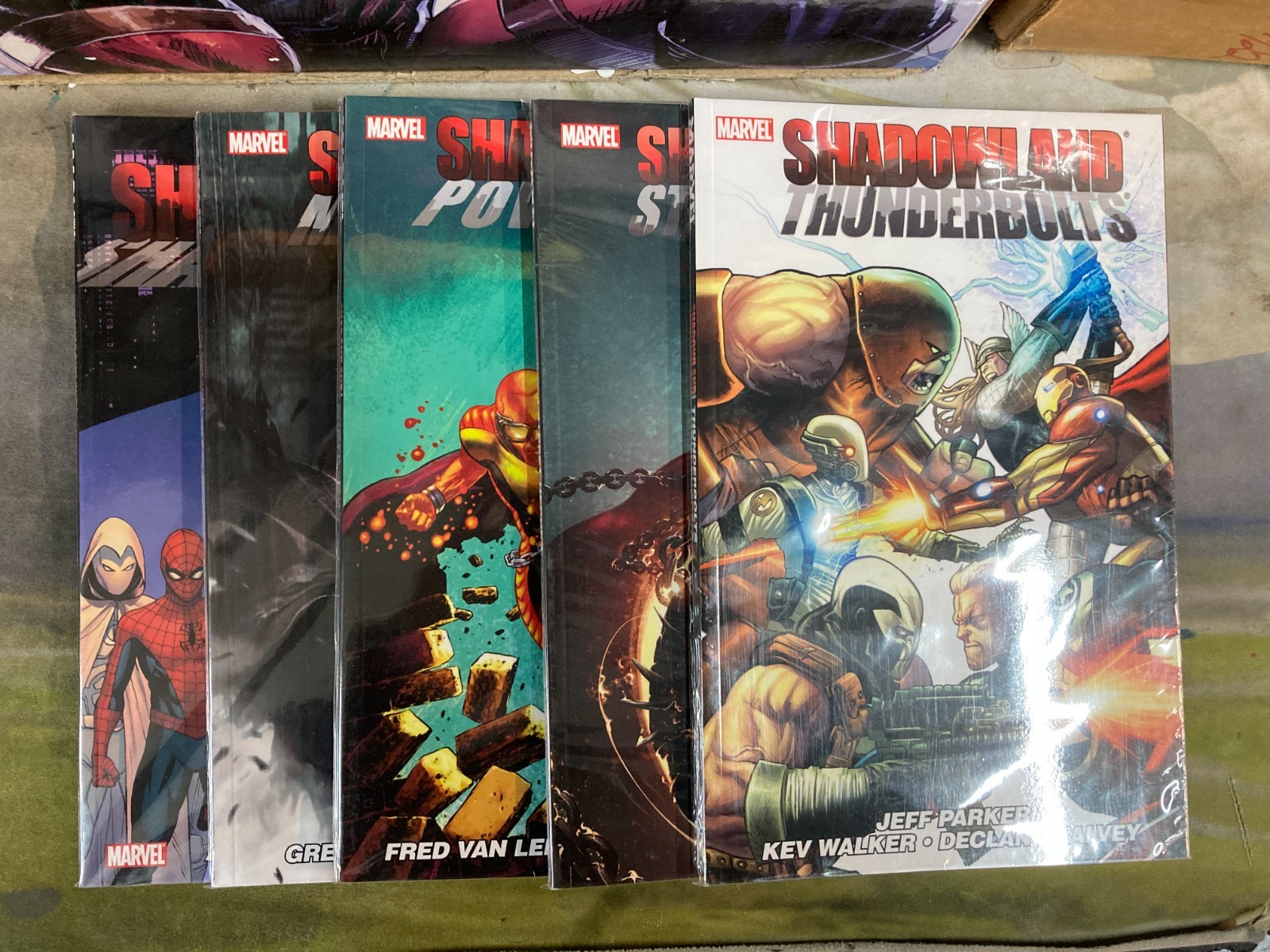 Marvel Shadowland TPB Comic Lot Daredevil Spider-Man Luke Cage Thunderbolts