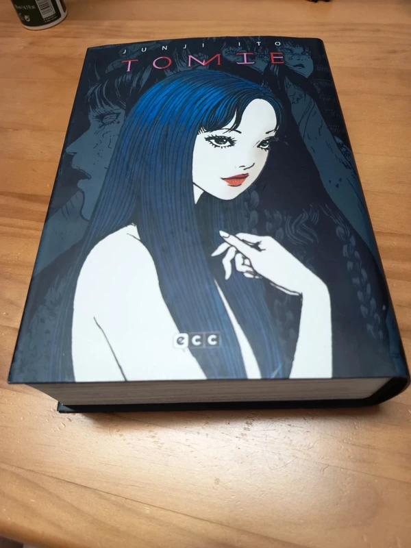 Tomie - Junji Ito (Edición Integral Tapa Dura - ECC)