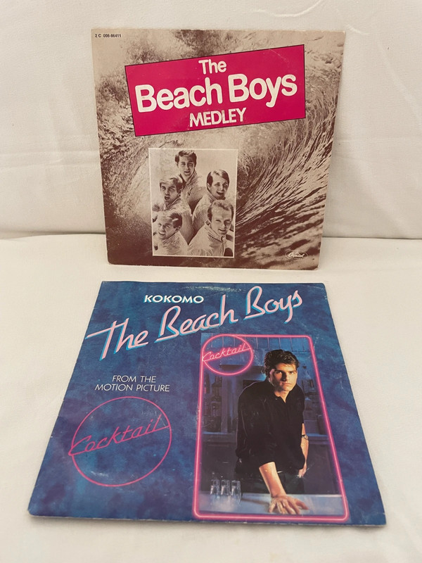 Lot de 02 Vinyles 45T 7" The Beach Boys