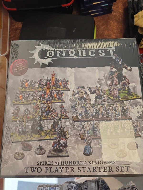 Boite Conquest starter set 2 joueurs spires vs hundred kingdoms