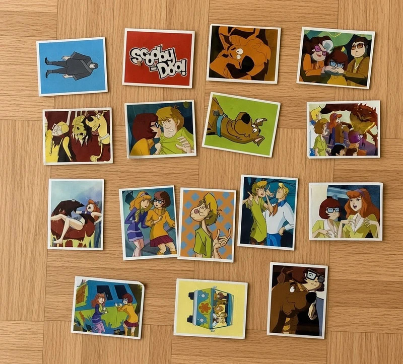 Scooby-Doo Cartoon Network Lotto Figurine Vintage Cards Adesivi Collezione