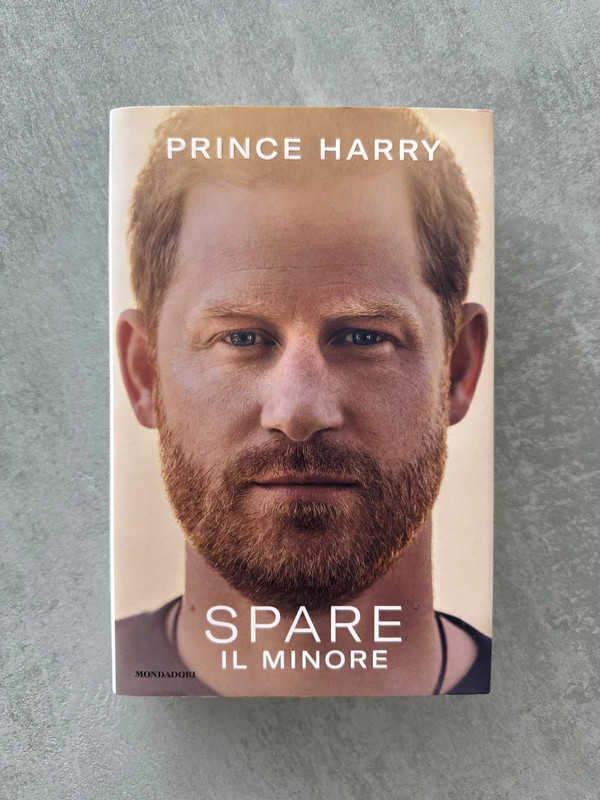 Libro “SPARE, il minore” Principe Harry