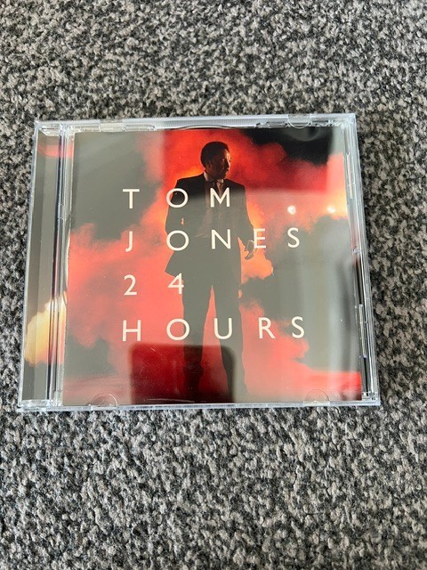 Tom Jones 24 Hours (CD)