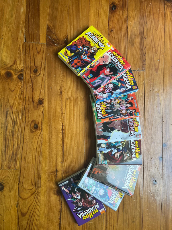Tomes 1-9 MHA quasi neuf