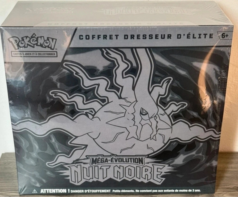 Pokemon ME05 le coffret dresseur Nuit Noire en Francais