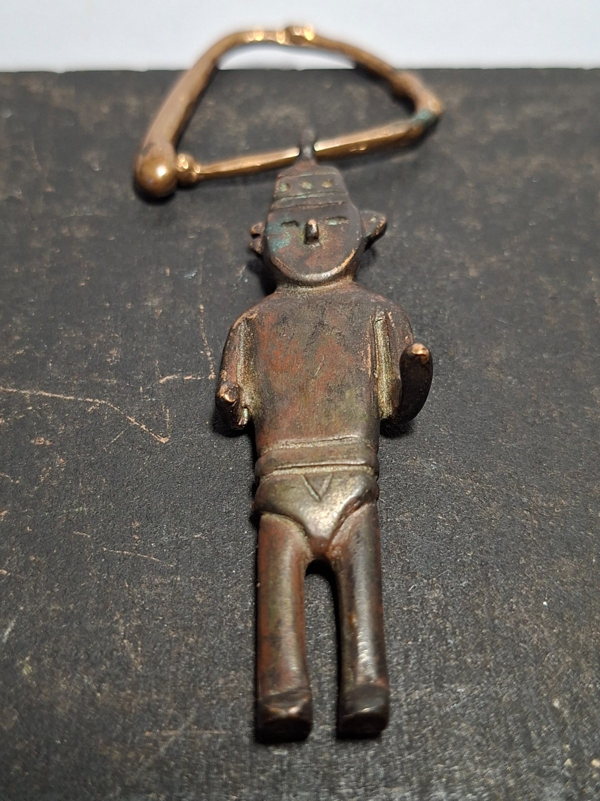 Rare ! Figurine Porte-clé en laiton/Bronze TINTIN - FÉTICHE ARUMBAYA - RÉSERVÉ !