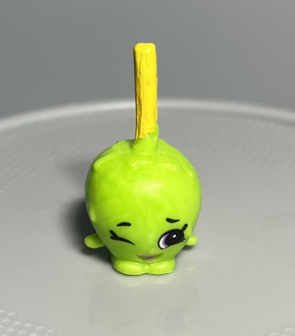 Shopkins Green Candy Apple w/Gold Collector Edition 