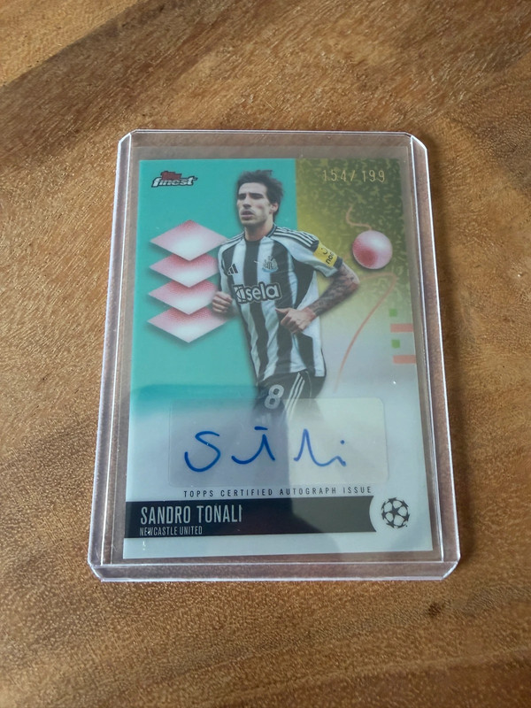 Topps ucc Finest 25/26 - Sandro Tonali Auto /199