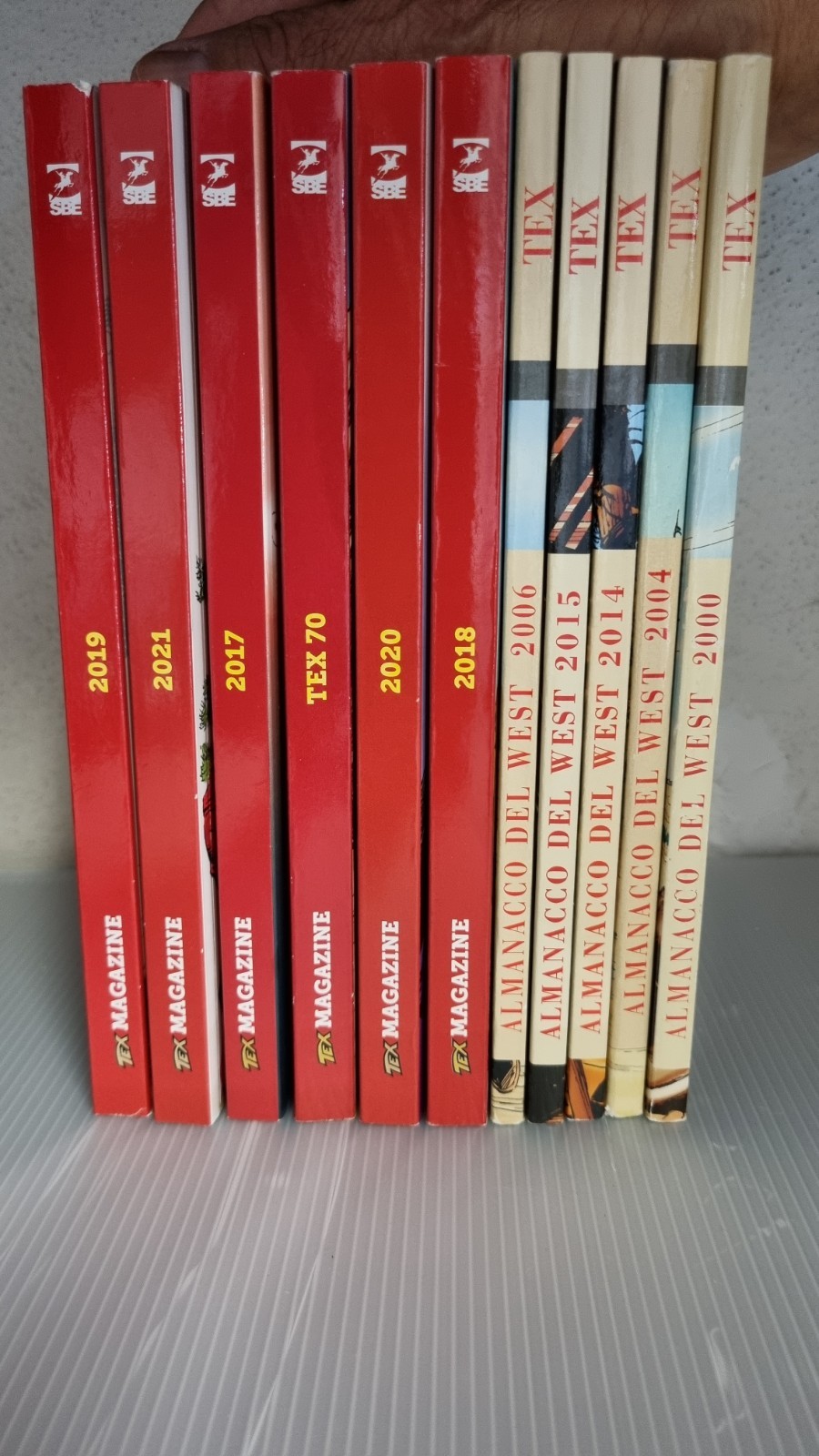Lotto 11 volumi TEX fra almanacchi (5) e magazine (6)