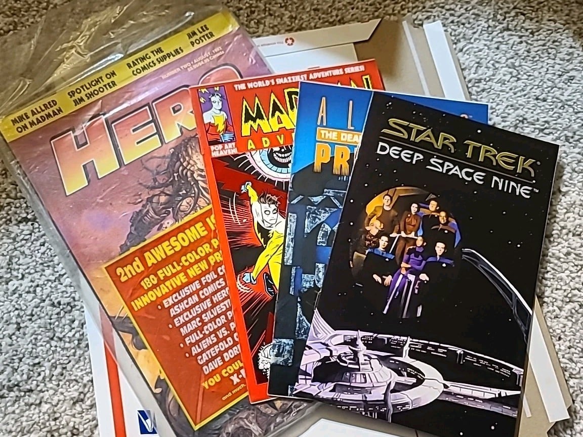 Lotto di 4 Mini-Fumetti + Hero Illustrated #2 (1993) - Star Trek DS9, Madman,...