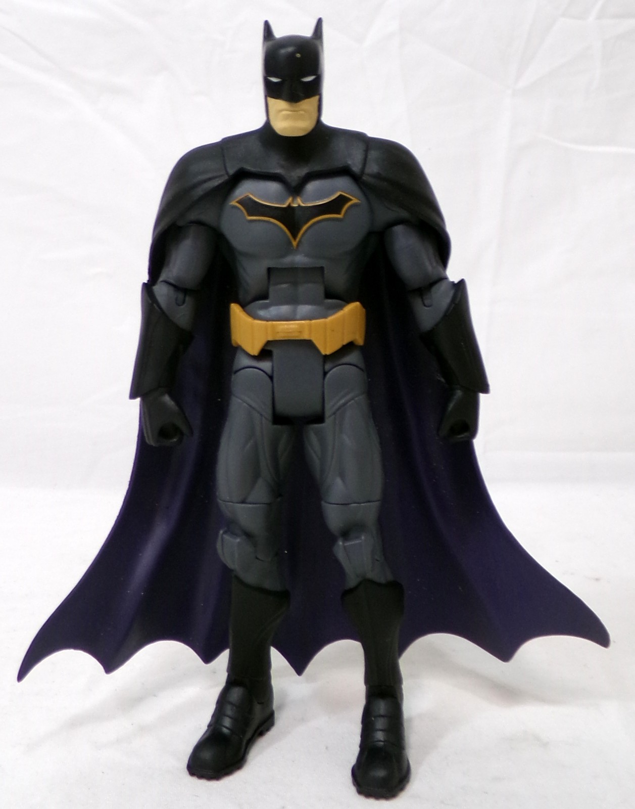 Figura Batman 7" Rebirth Rookie CNC Multiverse DC Mattel 2017