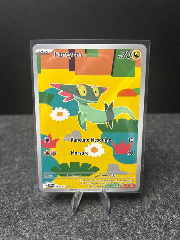 Carte Pokémon Fantyrm 247/217