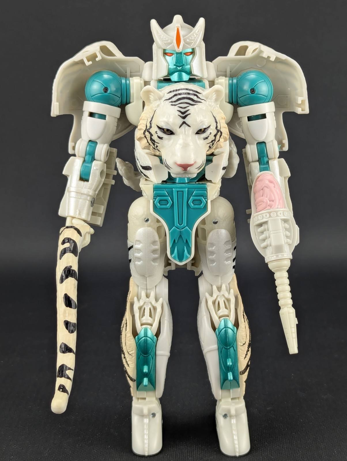 Transformers Kingdom Tigatron complete Hasbro WFC Generations Voyager Class