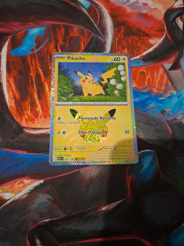 Carte pokemon pikachu