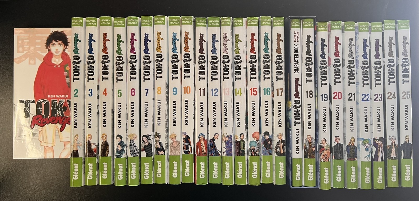 Tokyo Revengers – Tomes 1 à 25 + Character Book – Ken Wakui – Glénat – Lot 26