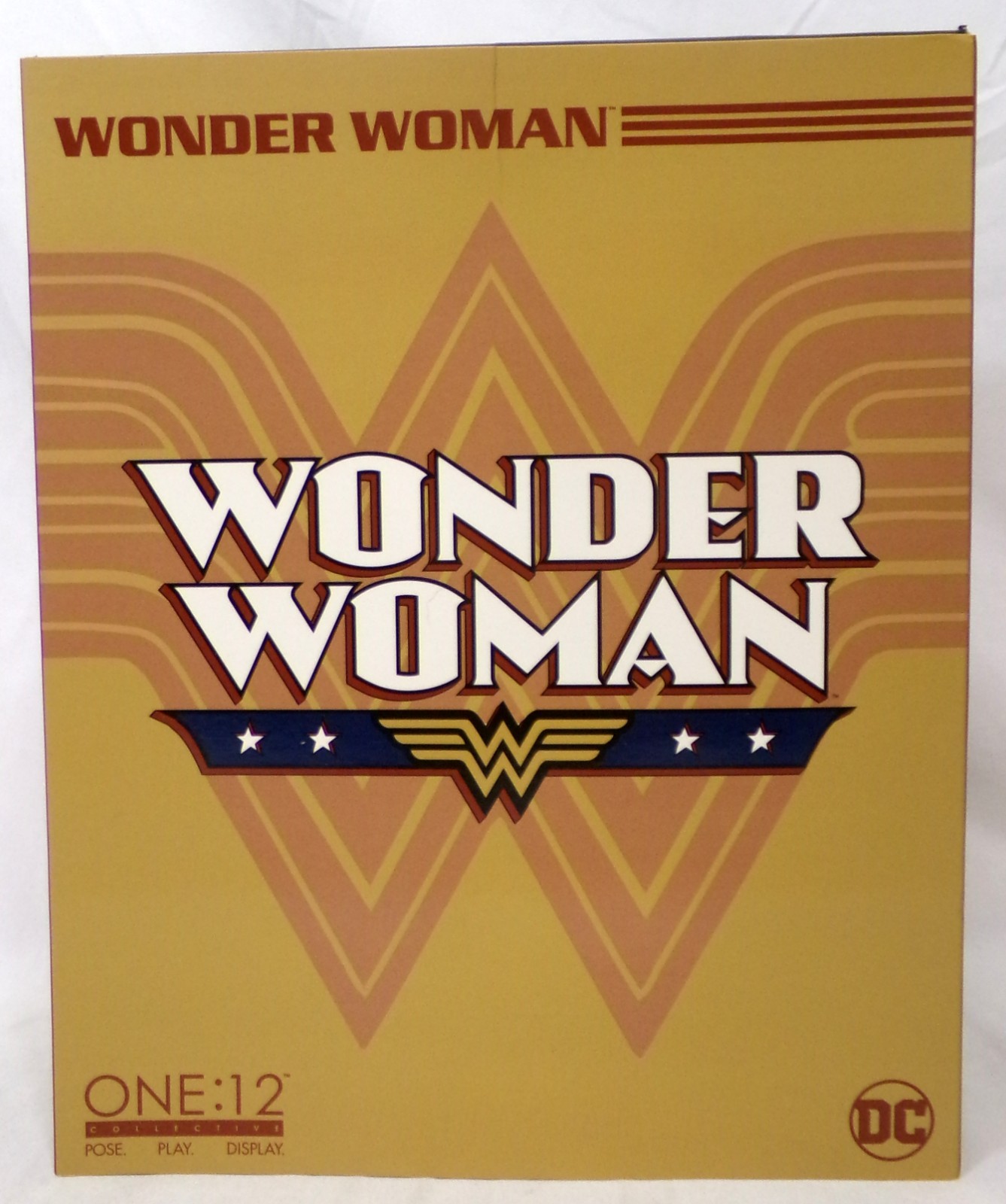 2020 Mezco One 12 Collective DC Comics Wonder Woman 1/12 Scale Figure Complete