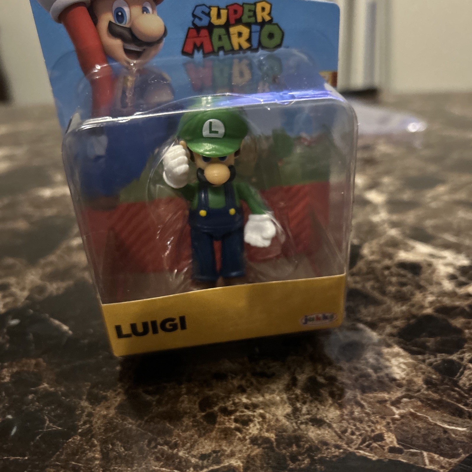 Super Mario 4" Luigi Figure Jakks Pacific Nintendo Closed Hands Variant New