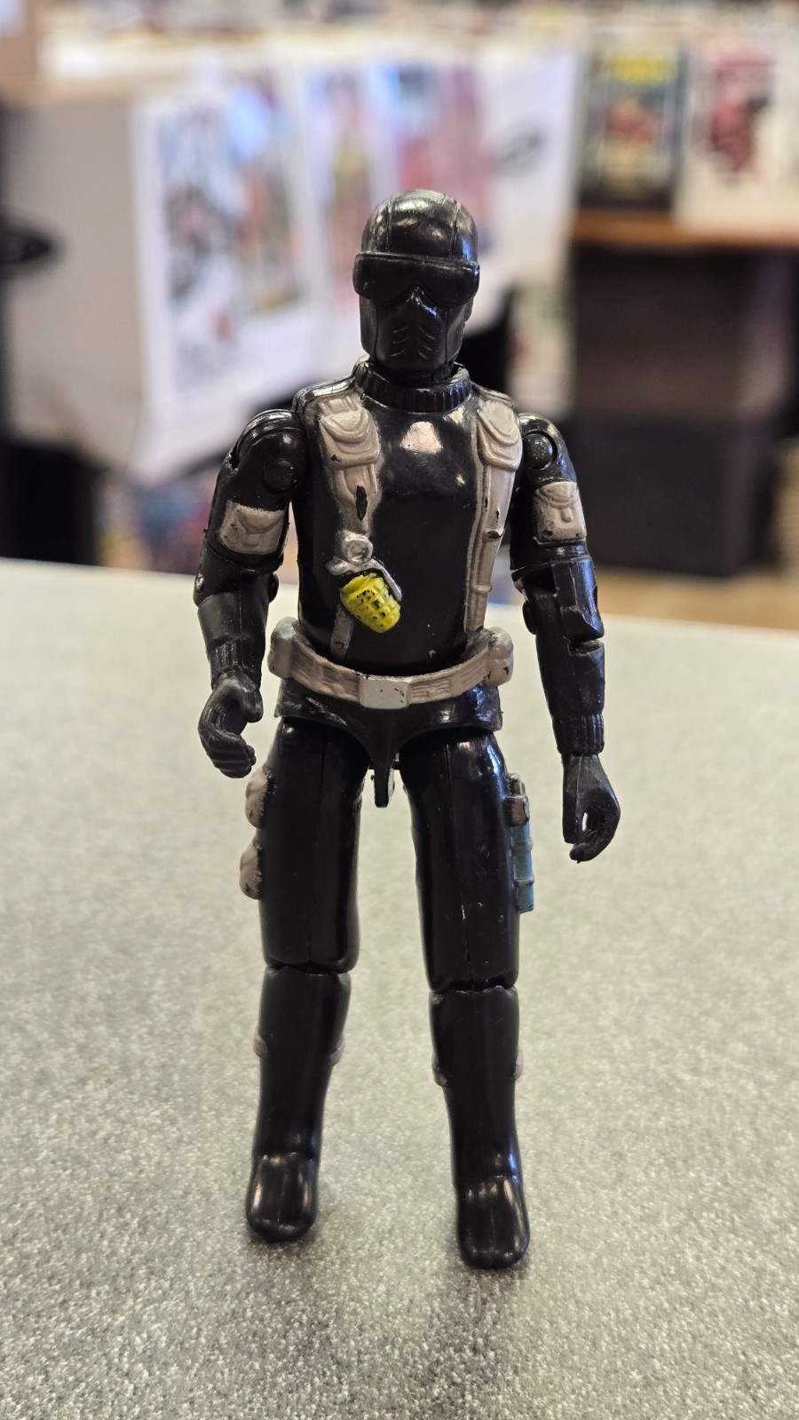 G.I. ACTION FIGURE JOE SNAKE EYES 1997 HASBRO SCIOLTA