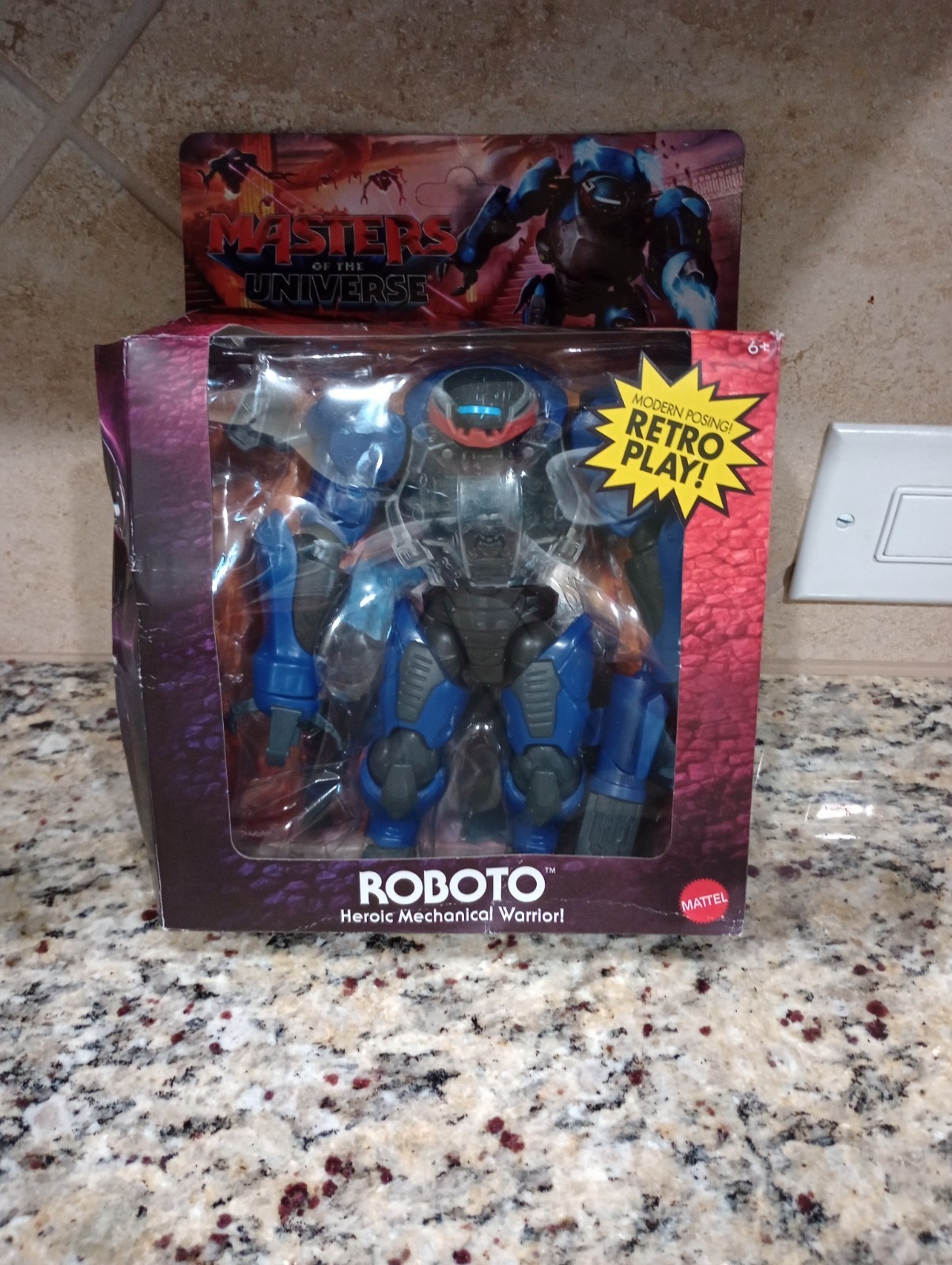  2026 Masters of The Universe Origins Deluxe Edition ROBOTO scatola molto danneggiata