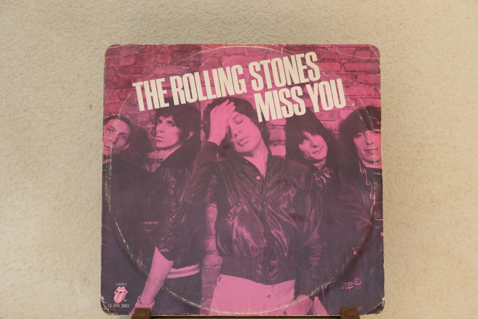 VINYLE  33T  ROLLING STONES  "MISS YOU"  DISQUE ROUGE   1978