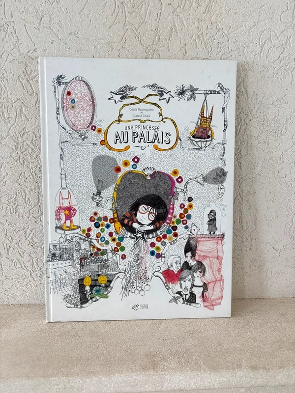 Grande Bande dessinée - Une princesse au palais 📖