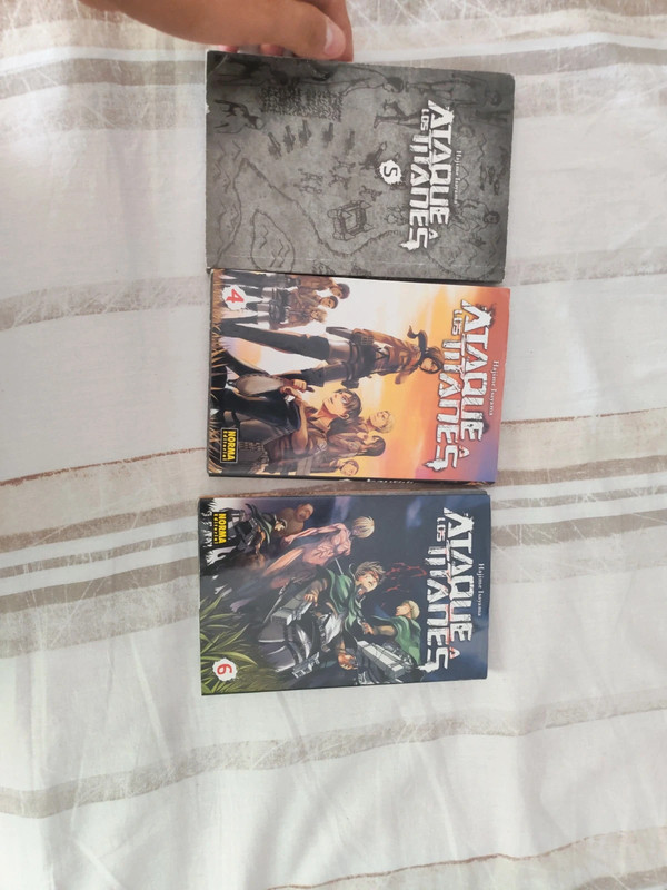 Libros Attack on Titan