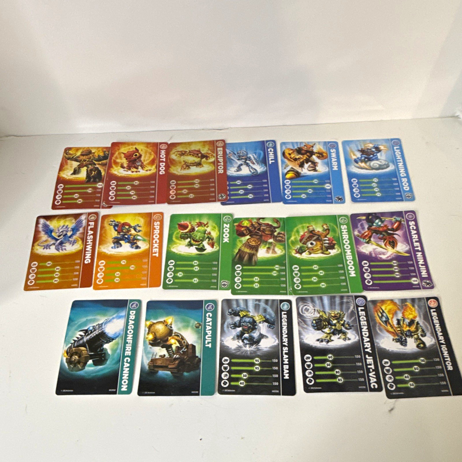 Lotto 17 carte collezionabili Activision Skylanders Giants 2012 Hot Dog Eruptor