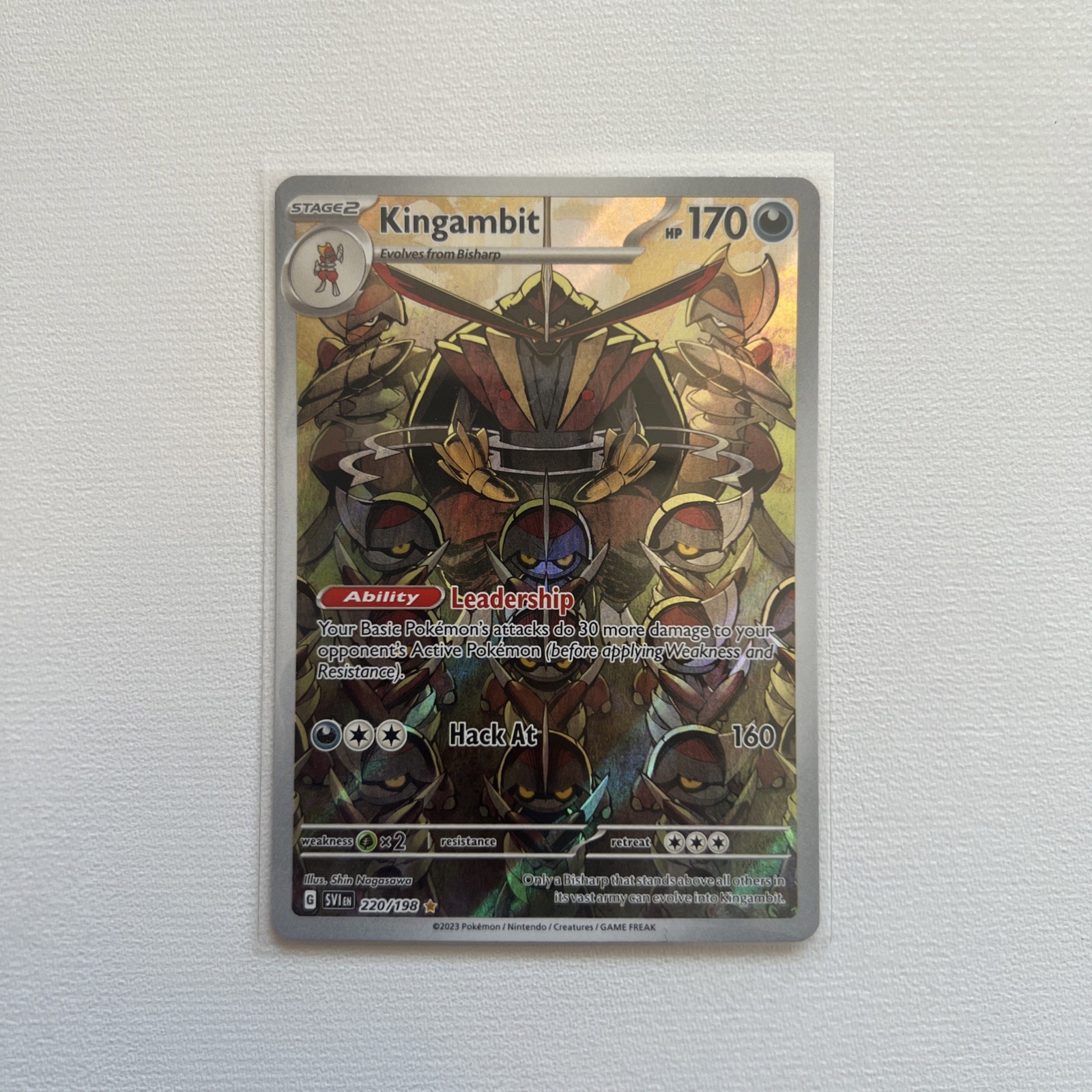 Pokémon TCG Kingambit 220/198 Scarlatto e Viola Nuovo/Come Nuovo Inglese