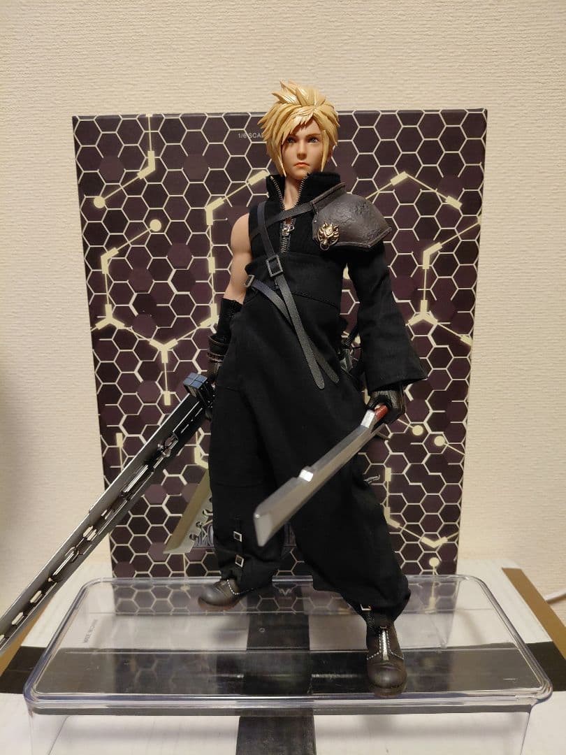 VTSTOYS Final Fantasy VII Cloud Figure Display Personalizzato con Play Arts Kai Sword