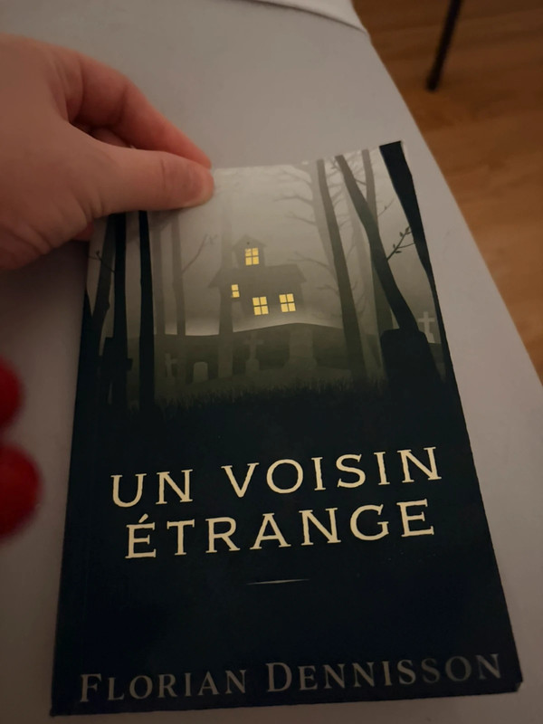 Un voisin étrange