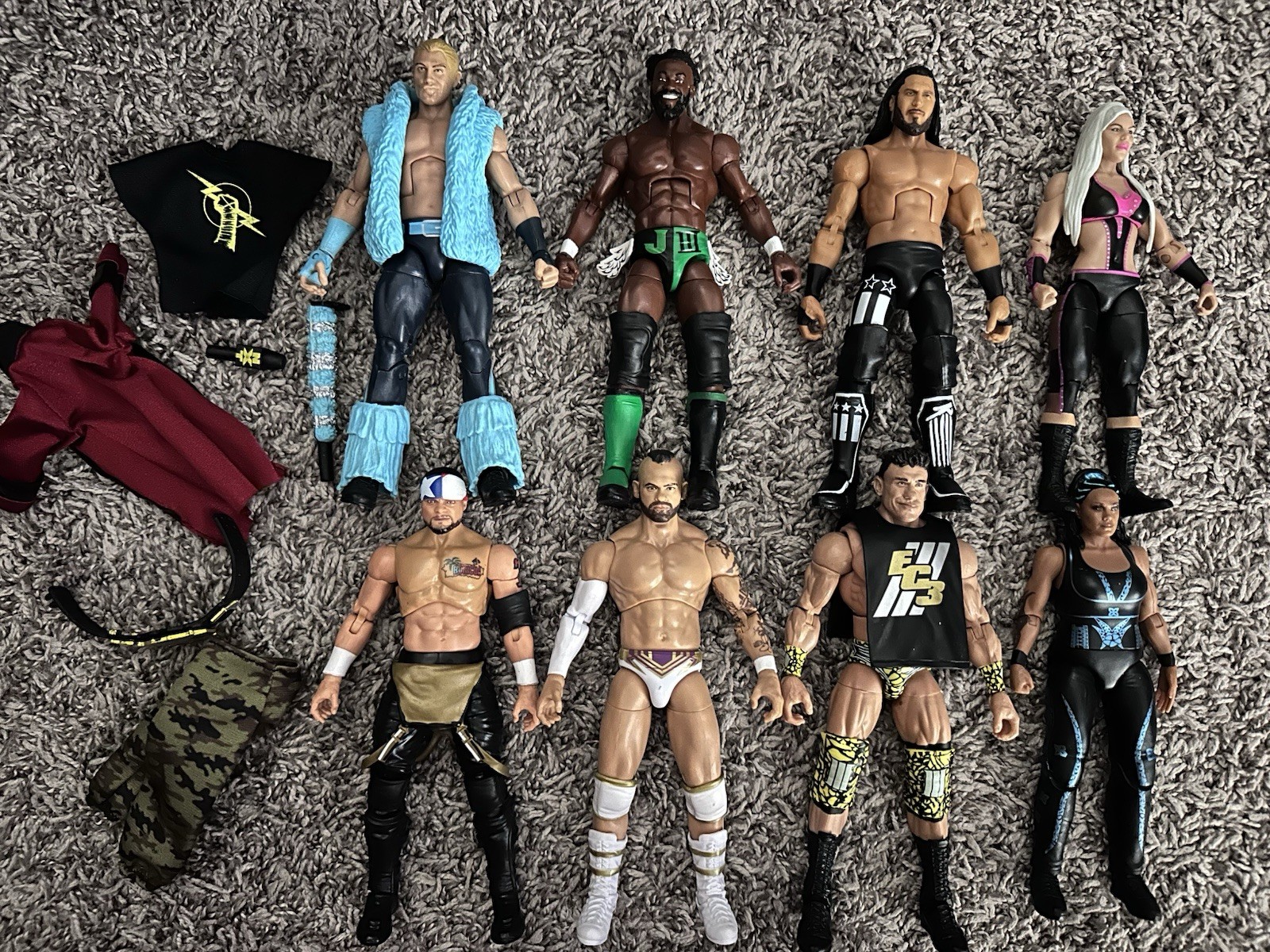 Lotto sfuso WWE Elite Basic AEW Santana Mustafa Ali Tyler Breeze Shawn Spears EC3