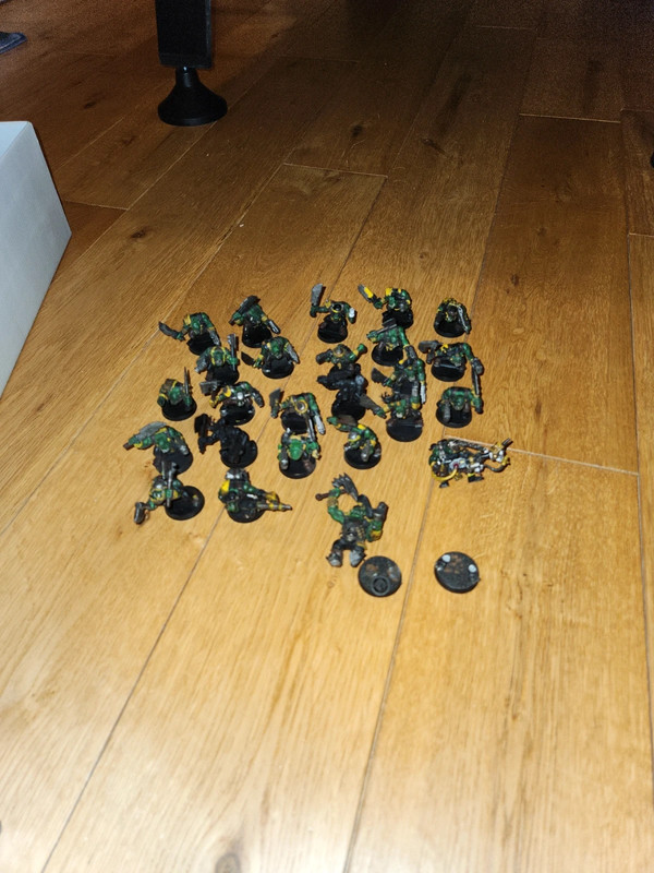 Orks Boys et un Nob Warhammer 40k (25 Orks)