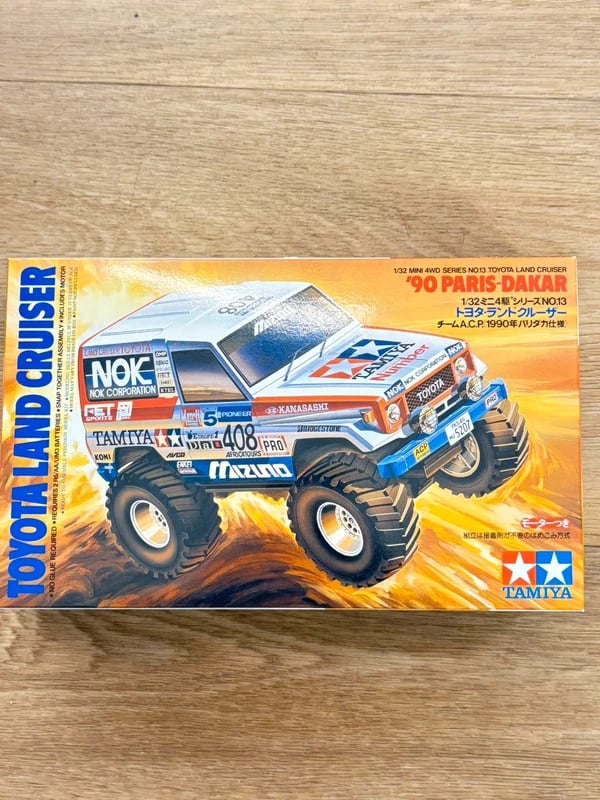 Tamiya Toyota Land Cruiser Paris-Dakar 1990 scala 1:32 Mini 4WD vintage 4x4