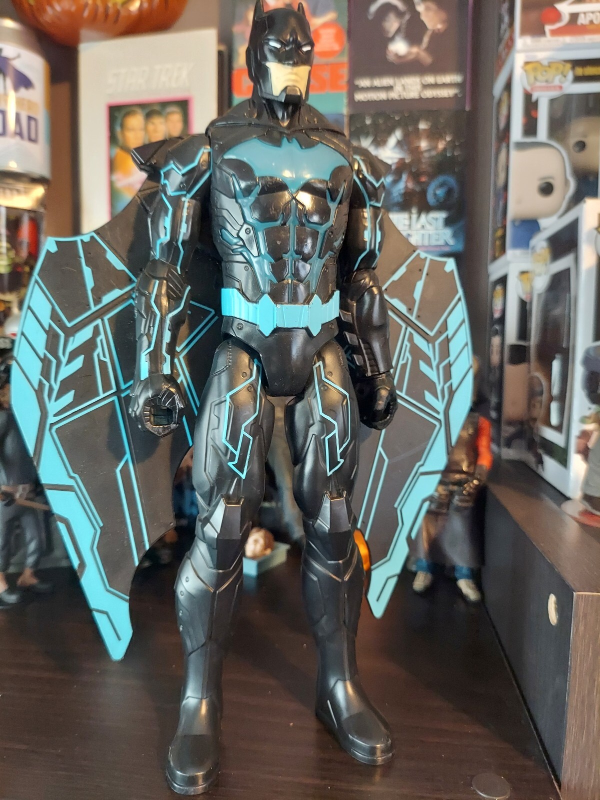 BATMAN Bat-Tech 12" figure expanding wings - Lights & Sounds WORKS Dark Knight