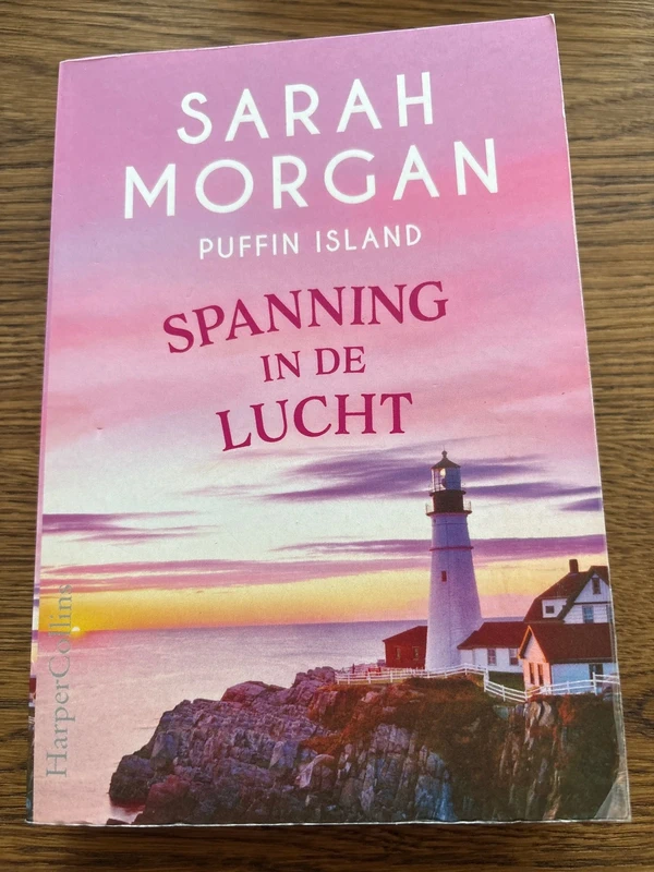 Spanning in de lucht - Puffin Island - Sarah Morgan