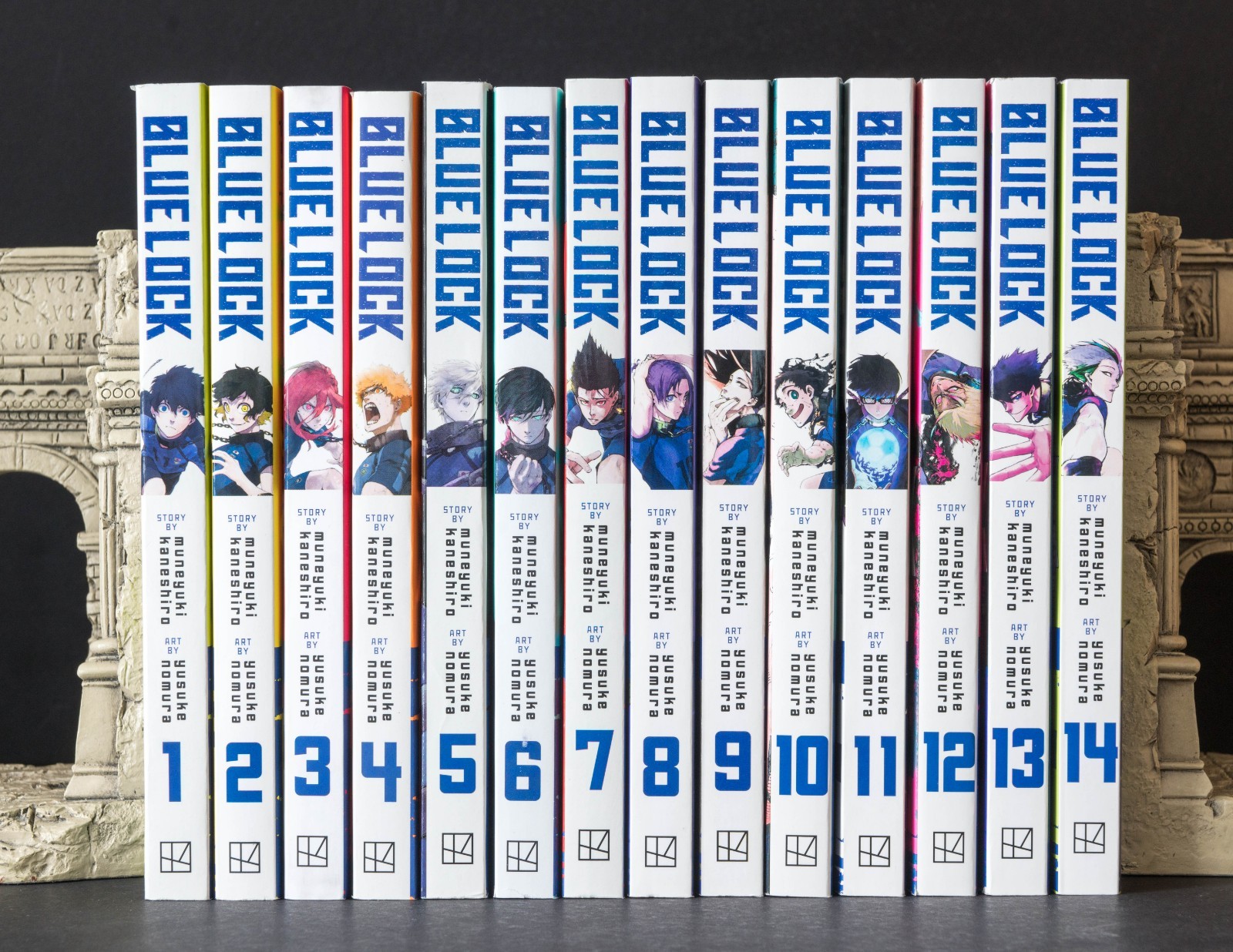 BLUE LOCK Serie Manga Lotto di 14 (#1-14) Set Libri PB Lingua Inglese