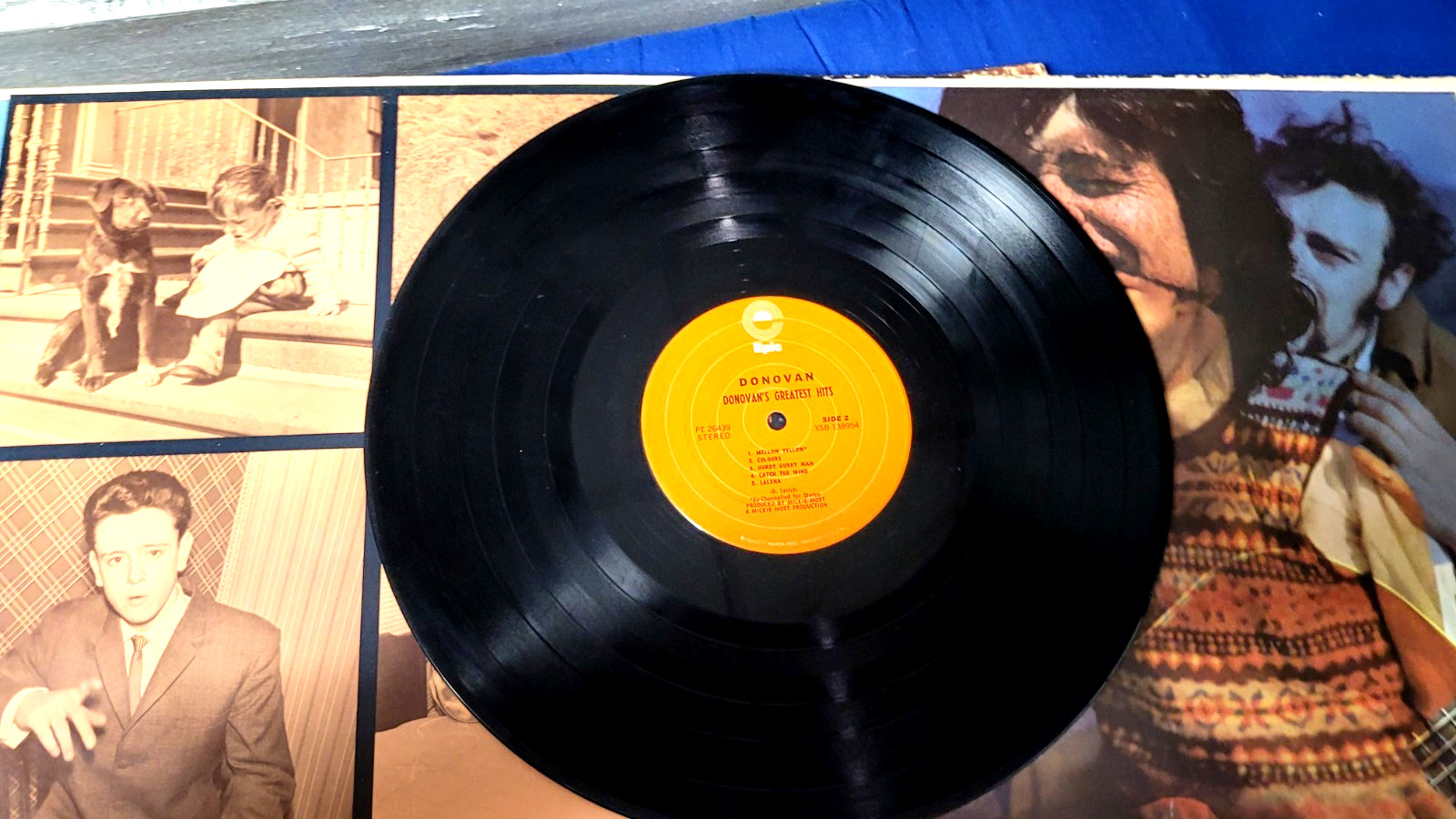 Donovan - Donovan's Greatest Hits - 1969 Vinyl LP Record Album & Booklet